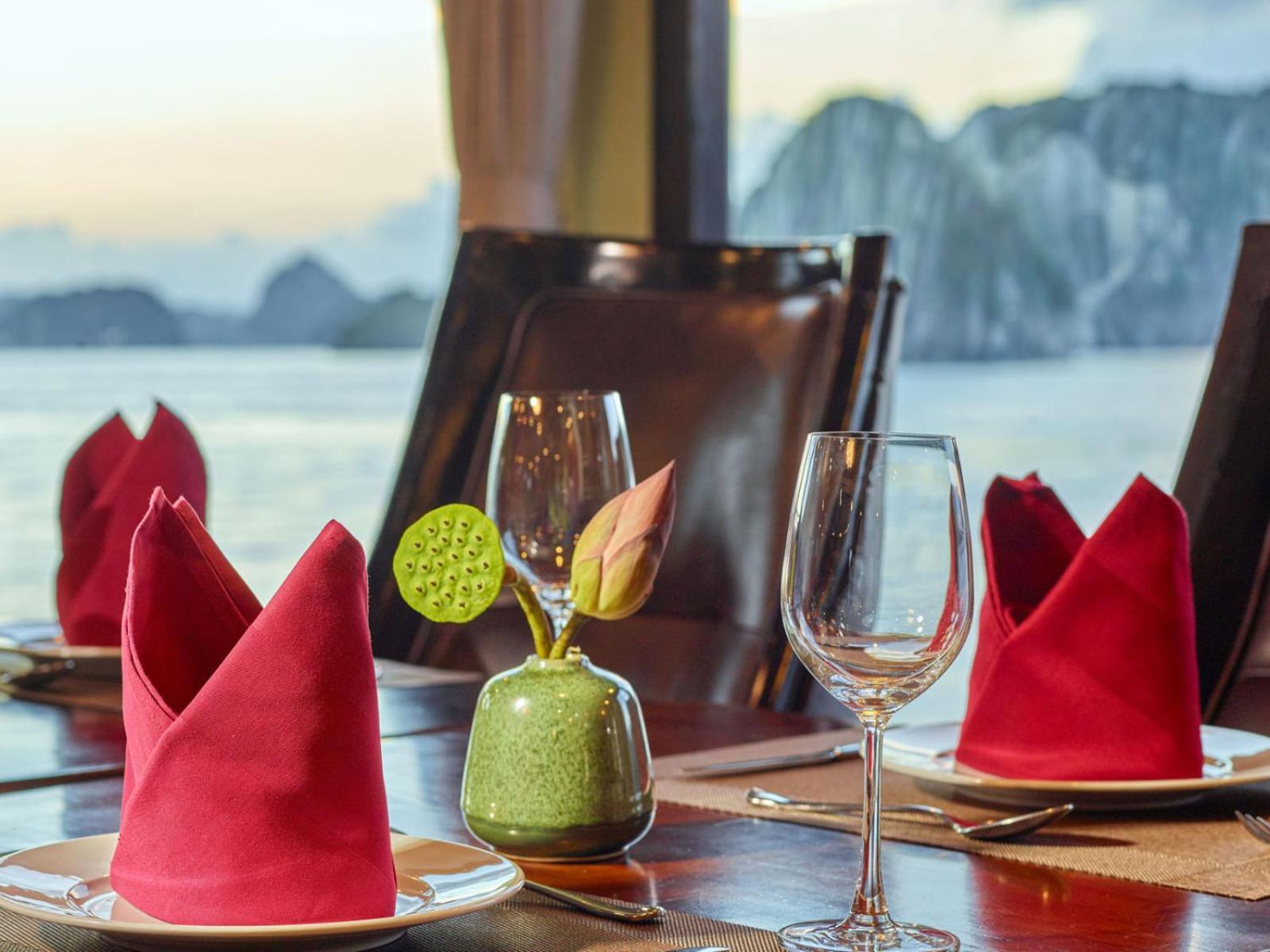 Halong Luxury Cruise Ξενοδοχείο Χα Λονγκ Εξωτερικό φωτογραφία